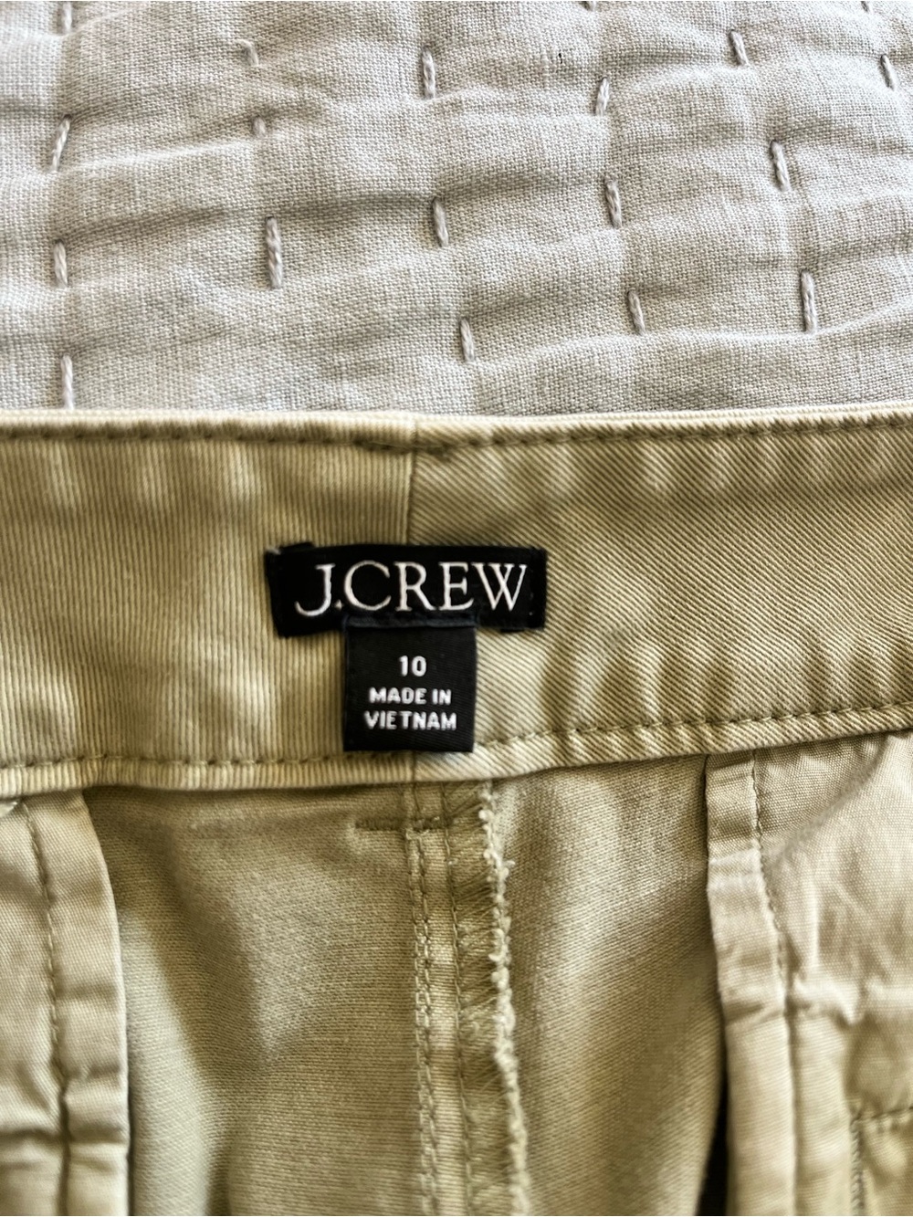 J. Crew Chino Shorts Front Patch Pockets Classic Cotton - Size 10 - Picture 6 of 9